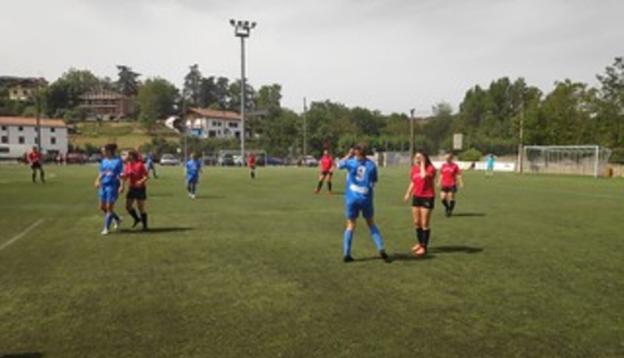 Denboraldiaurre betean dira Oiartzun KEko futbol taldeak