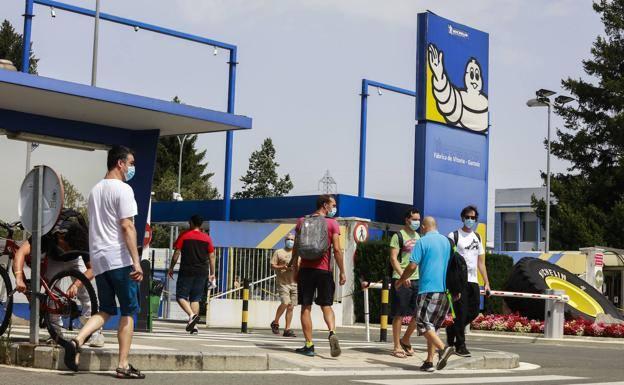 El 25% de la plantilla de Michelin parará seis días en septiembre por la caída de pedidos