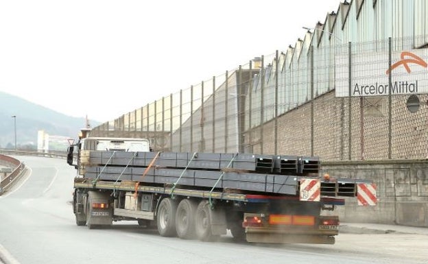 Arcelor para en Sestao pero no en Gipuzkoa, y Michelin en Lasarte cancela varios turnos