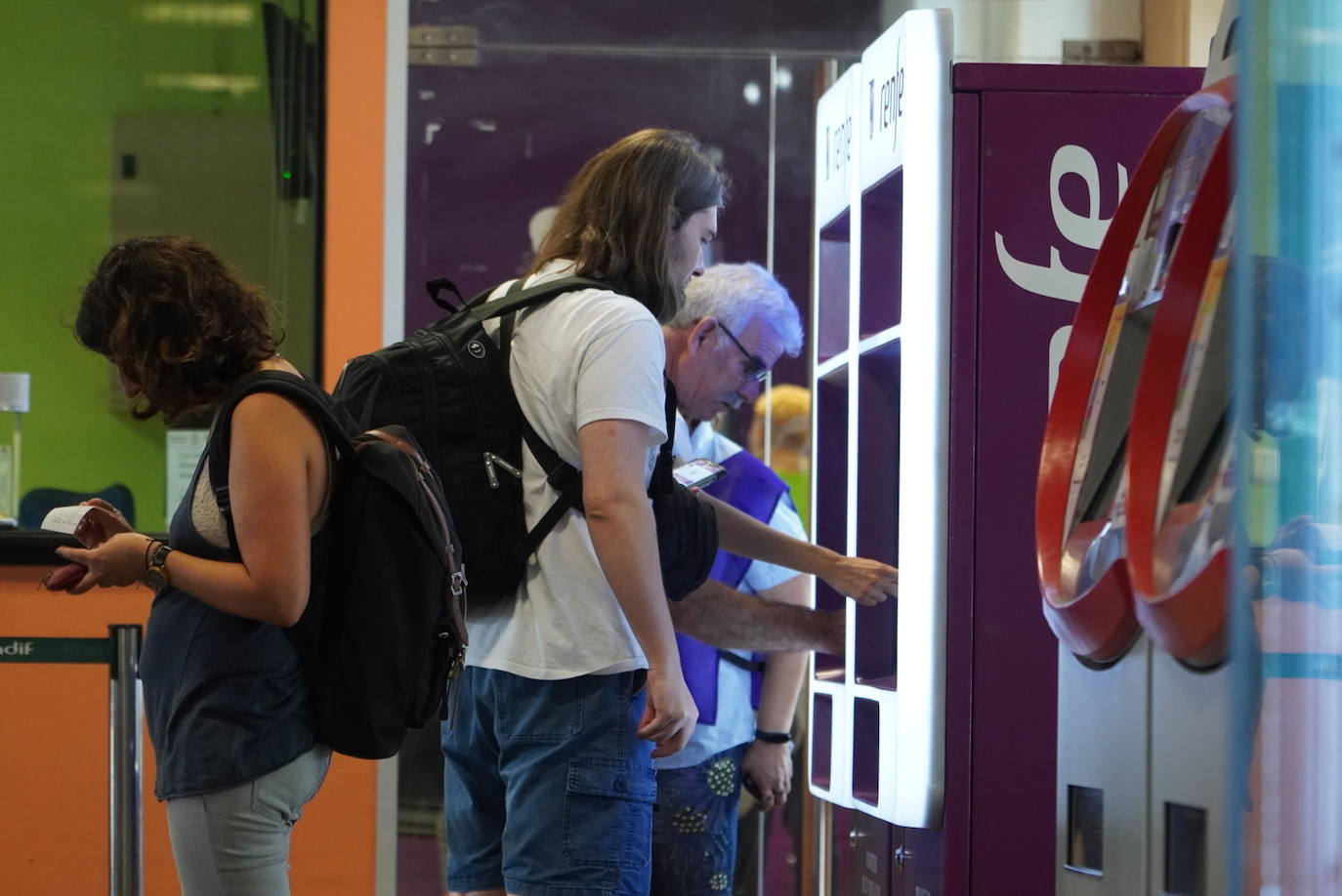 Los descuentos en el transporte arrancan con «más gente de lo habitual» en buses y trenes