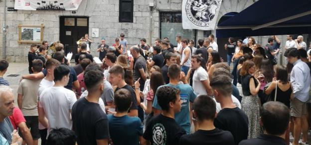 Giro bikaina Amabirjinei hasiera emateko