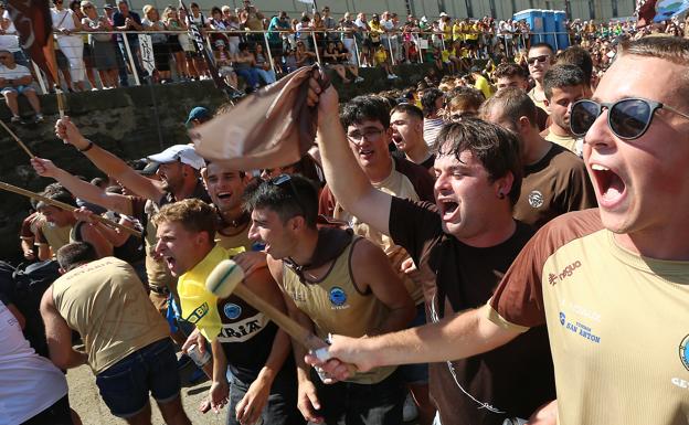 Histórica gesta de La Esperantza en aguas de La Concha: «Estar en la tanda de honor es un regalo que no esperábamos»