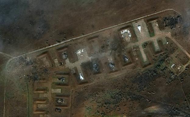 Satellite image of the Russian Saki air base in Crimea, after an attack that took place on August 9, in which ten aircraft were destroyed.