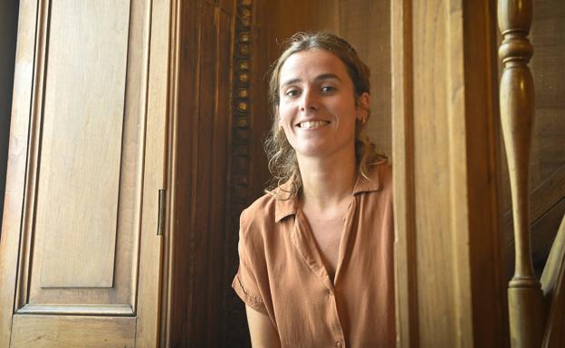 Papera eta pantailaren arteko inflexio puntuaren lekuko den Kioskoa