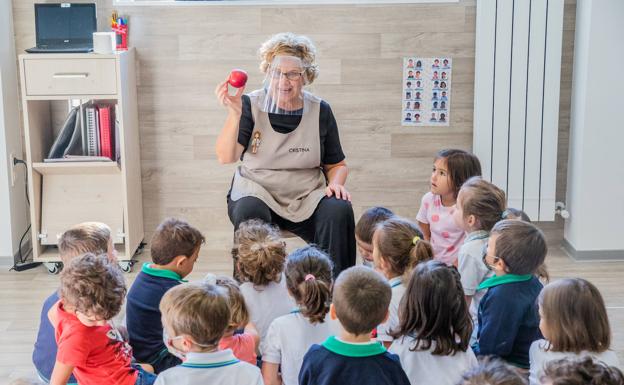 Educación asigna plaza a 2.300 profesores apenas unas horas antes de comenzar el curso