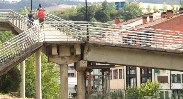 Una estructura metálica solventa problemas de seguridad en el puente del King-Kong