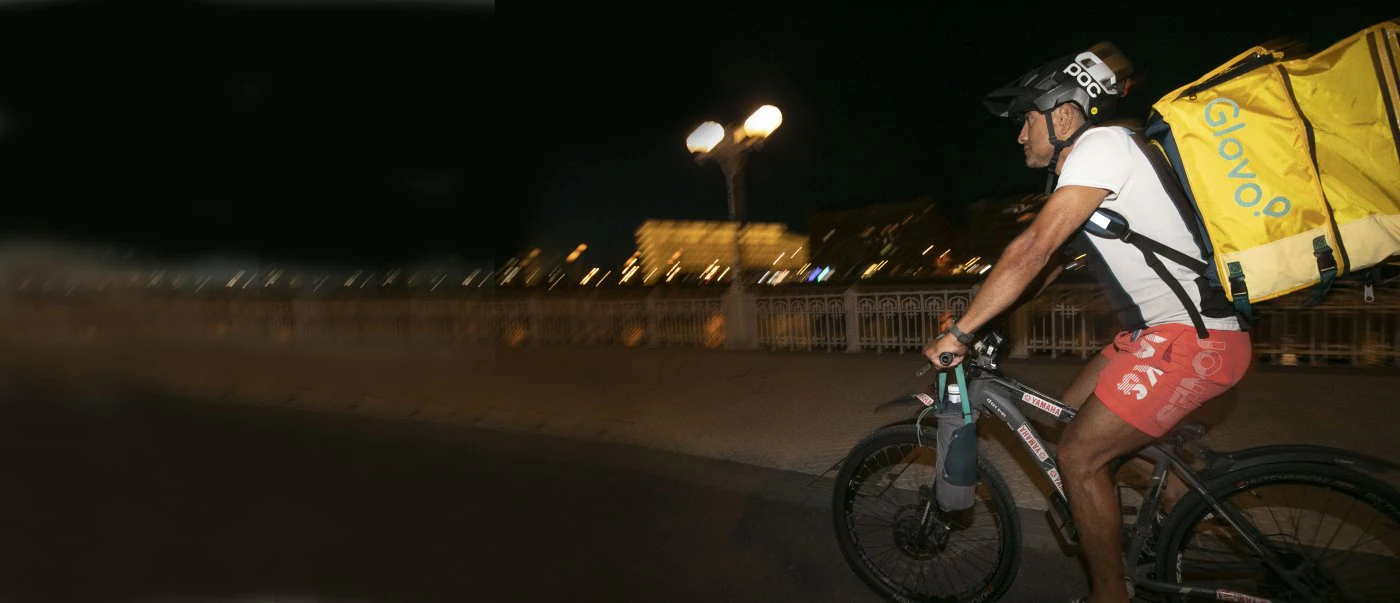 estas crecer prosperidad Riders de Glovo: 120 kilómetros en bici en un día de repartos para ganar  1.300 euros al mes | El Diario Vasco