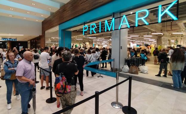 Furor en la inauguración de Primark