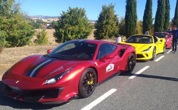 'Cazados' doce Ferraris que circulaban a más de 150 km/hora en Navarra