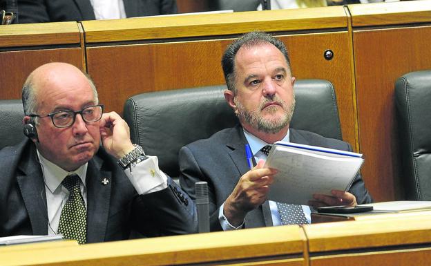 El PP carga contra el lehendakari, al tiempo que le ofrece un pacto amplio