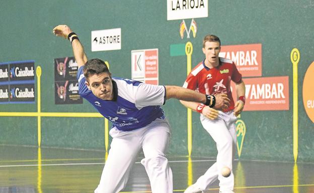 El txakoli corre a cuenta de Irribarria