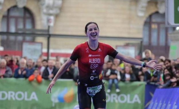Helene Alberdi, campeona de Europa de media distancia