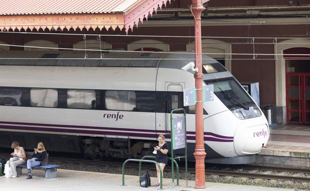 Donostia-Madrid, tres décadas para recortar 100 minutos al tren