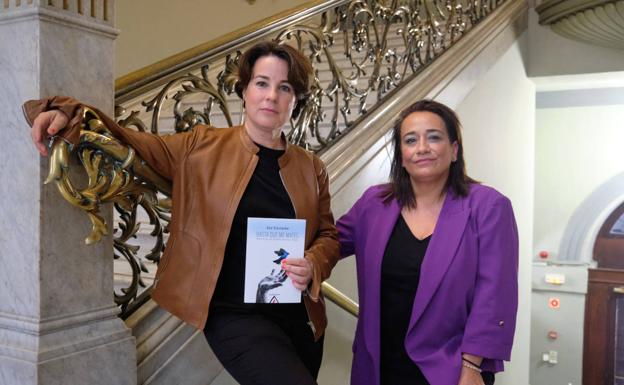 Ana Erostarbe recuerda las lágrimas de ambas cuando Romero relata los abusos que sufrió de un profesor