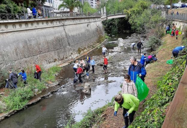 La Erreka Eguna se llevó a cabo bajo la lluvia