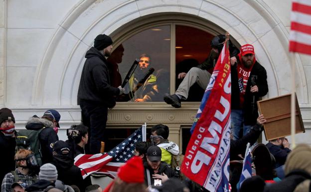 Supporters of former US President Donald Trump during the assault on the Capitol on January 6, 2021. 