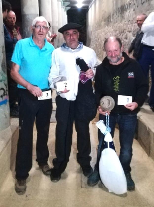 Hoy primera jornada del curso de 'Euskal dantzak'