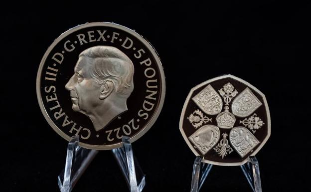 Carlos III ya tiene su moneda