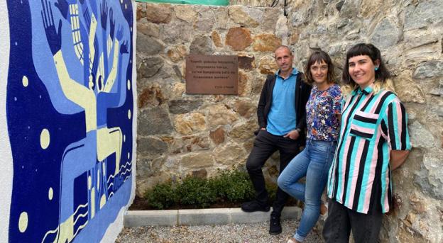 Hilerrian, arbasoen memoria gogorarazteko txokoa atondu du Udalak