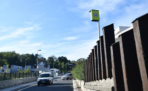 El 'radar' casero que frena a los coches en San Sebastián