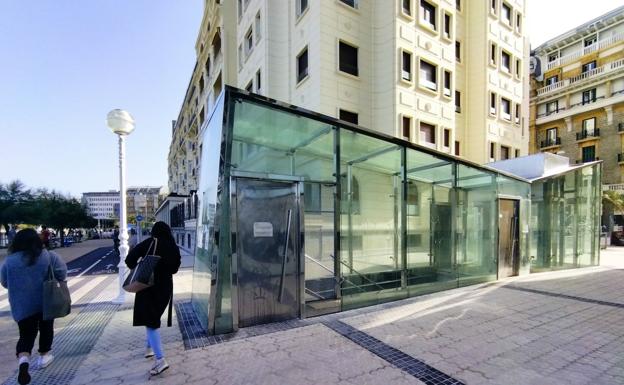 Las cabinas colectivas de La Concha se cierran ocho meses para acometer la reforma interior