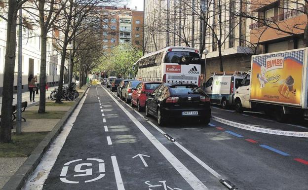 Drogas, pistolas y ganzúas en un bajo de Donostia