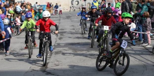 Las bicicletas toman esta tarde el patio del Seminario de la mano de Lokatza