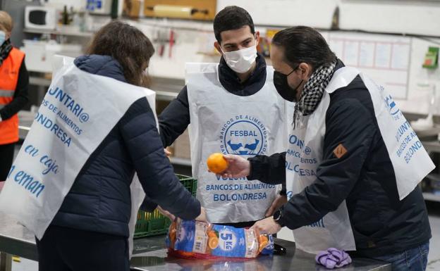 La mitad de los beneficiarios de Ayudas de Emergencia Social recurre al Banco de Alimentos