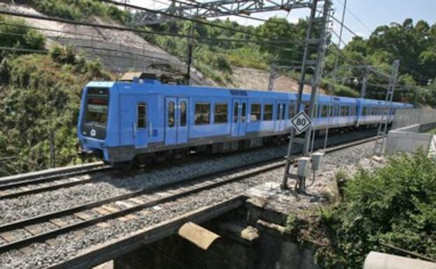 El recorte del tramo entre Usurbil y Zarautz y el aumento de frecuencias de Euskotren, más cerca