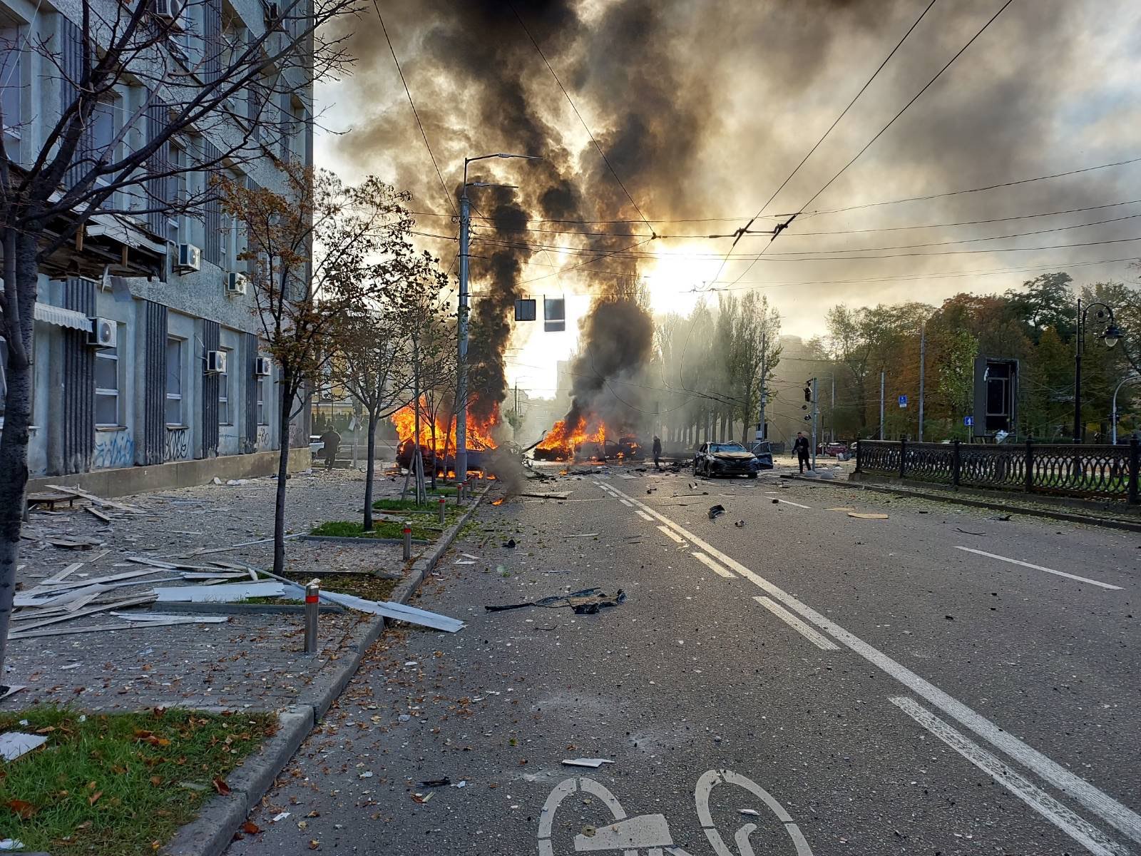 The center of kyiv after the explosions.