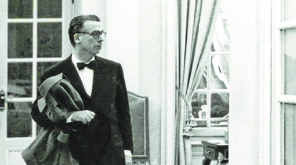 Cristóbal Balenciaga, de sus talleres en Donostia a triunfar en París