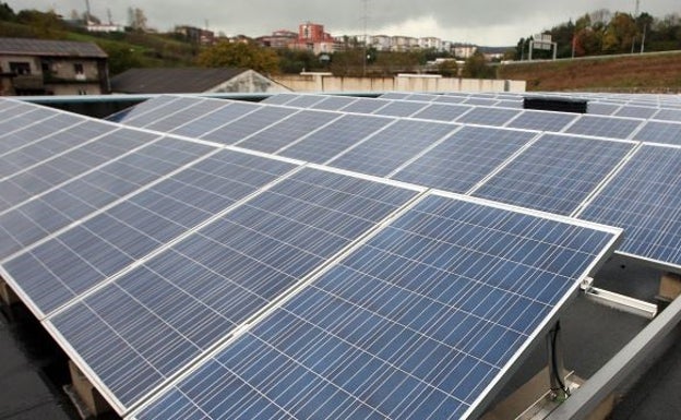 Los edificios podrán instalar placas solares o cargadores de coches eléctricos sin licencia de obra municipal