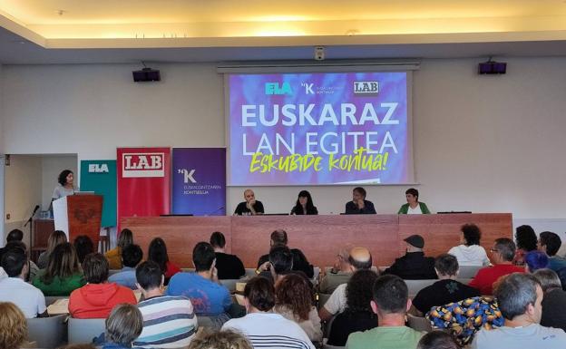 'Euskaraz lan egitea, eskubide kontua', lan mundua euskalduntzeko dinamika bateratua