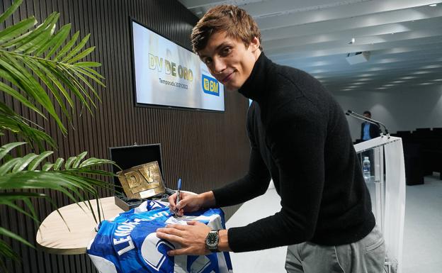 DV sortea la camiseta firmada por Le Normand