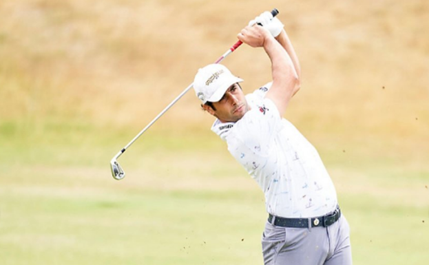 Adrián Otaegui lo borda en el campo de Valderrama donde es colíder