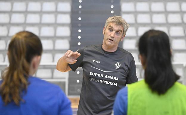 Imanol Álvarez: «El ambiente que viviremos en Villava nos ayudará a preparar el partido de Besançon»