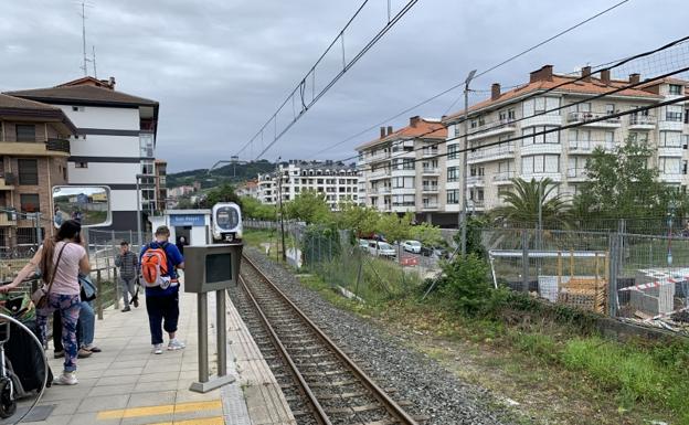 El servicio ferroviario de Euskotren en Zarautz se cortará durante una semana a partir de este sábado
