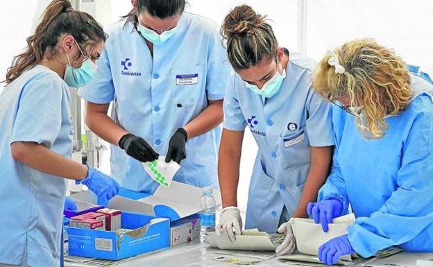 Osakidetza abonará esta semana 300 millones en pluses por la carrera profesional a 27.567 sanitarios