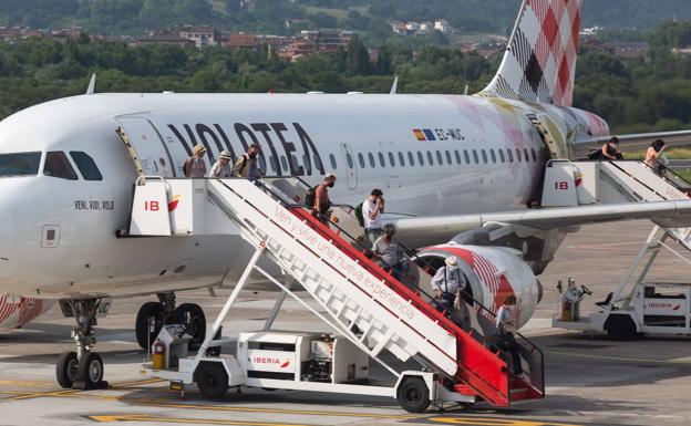 El aeropuerto de Hondarribia aumenta un 43% su oferta de vuelos para la temporada de invierno