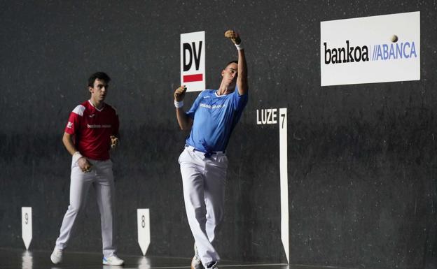 Julen Alberdi invita a Zizurkil al vistoso Cuairan