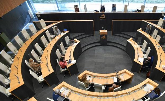 El próximo debate de los Presupuestos forales abre el último baile de la etapa de Olano