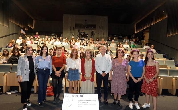 Poniendo el foco en la ciencia en clave femenina