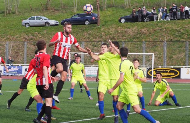 A la busca de un buen resultado en Oñati para superar el tropezón ante el Mutriku