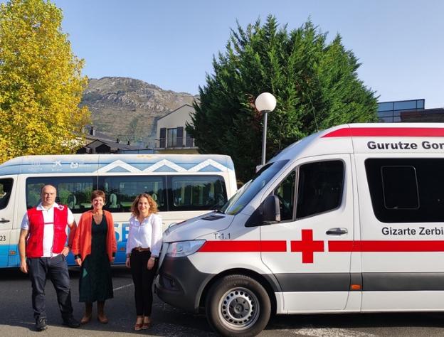 Nuevo servicio de transporte para los residentes de la Residencia San José