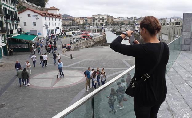 Con el bañador y el chubasquero en la maleta