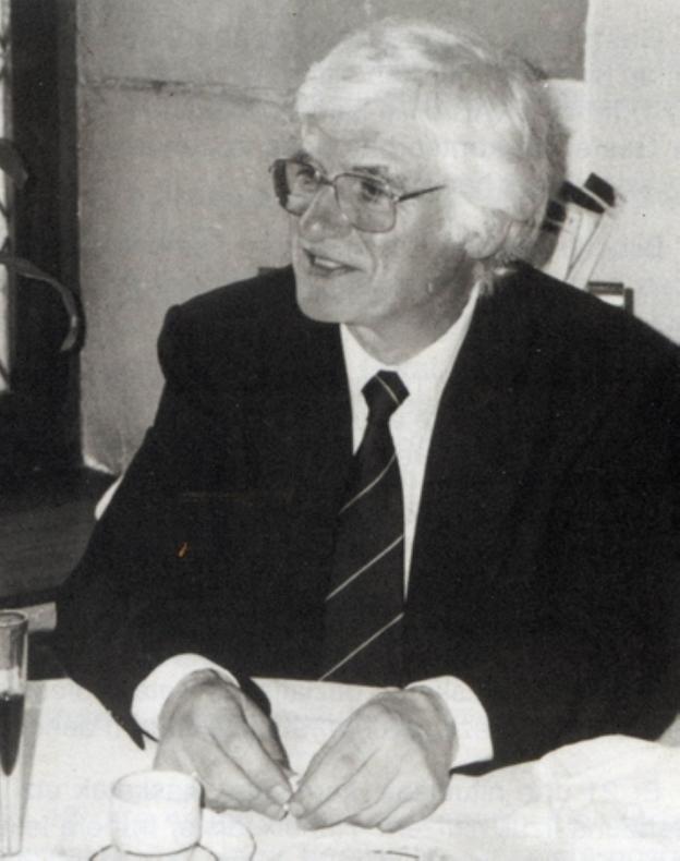 Igandean Oiartzun herriak Jose Manuel Azkue organista gogoratuko du