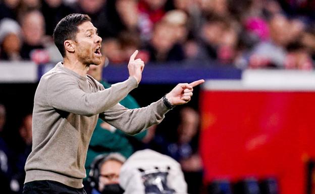 La calidad nunca se pierde: los fans enloquecen con el pase de Xabi Alonso que se ha hecho viral