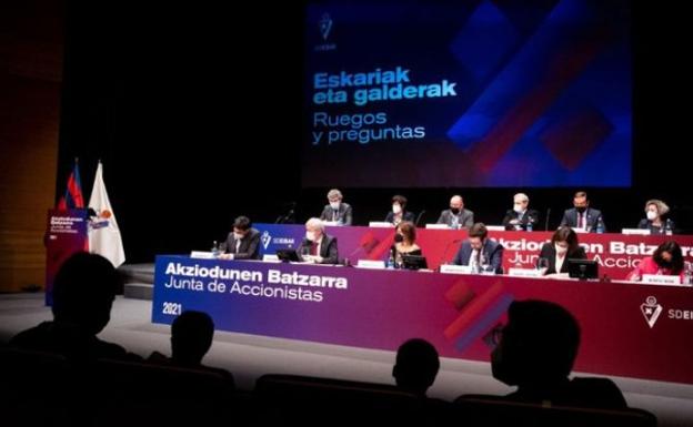 Los accionistas del Eibar pueden votar hasta este domingo telemáticamente