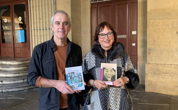 Liburu bana ekarri diote Arian sailari Andoni Tolosak eta Miren Agur Meabek