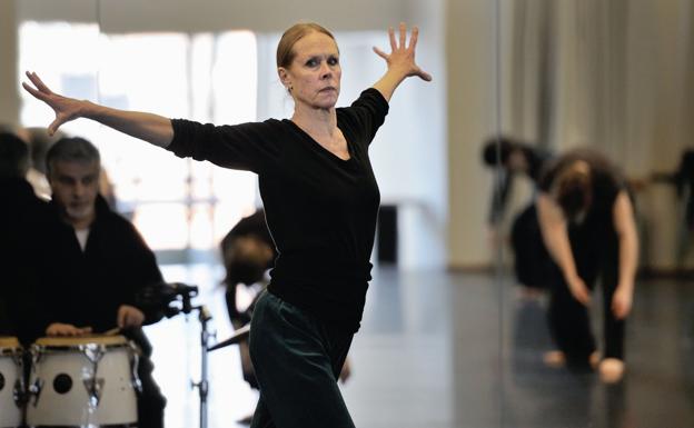 «Soy una dama del agua que se sumerge en el fuego»